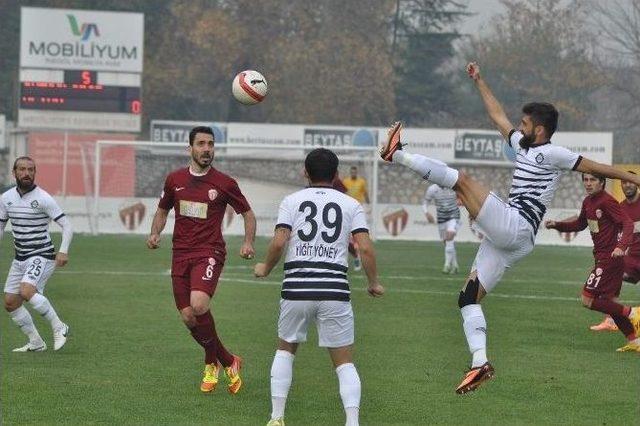 İneg&ouml;lspor Ka&ccedil;ırdığı İki Puana &Uuml;z&uuml;l&uuml;yor 1