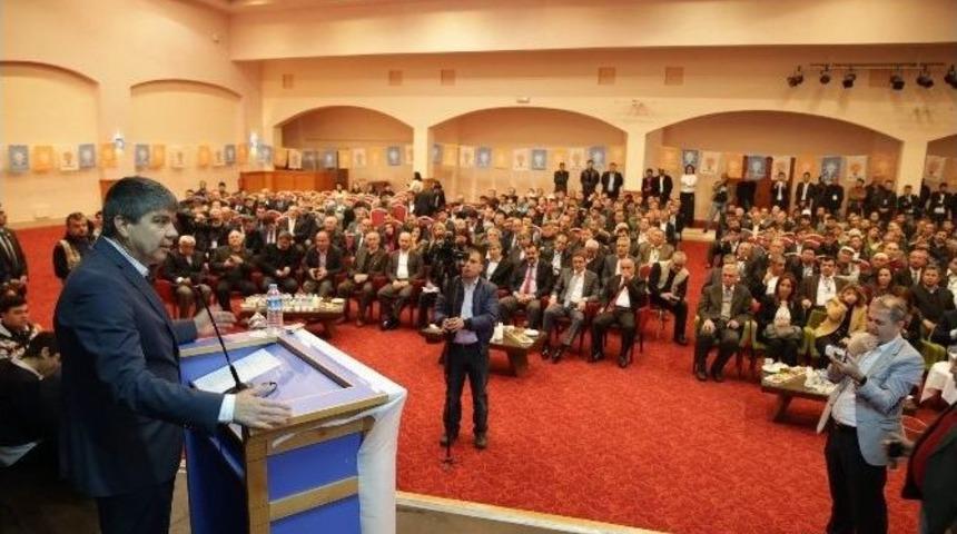 - Antalya B&uuml;y&uuml;kşehir Belediye Başkanı Menderes T&uuml;rel: