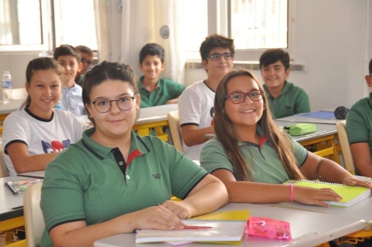 Ziller Coşkuyla Eğitim İ&ccedil;in &Ccedil;aldı, &Ouml;ğrenciler Gkv&rsquo;de Ders Başı Yaptı