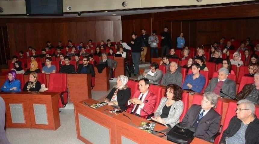 İzmit Belediyesi&rsquo;nden &Ouml;ğrencilere Seminer