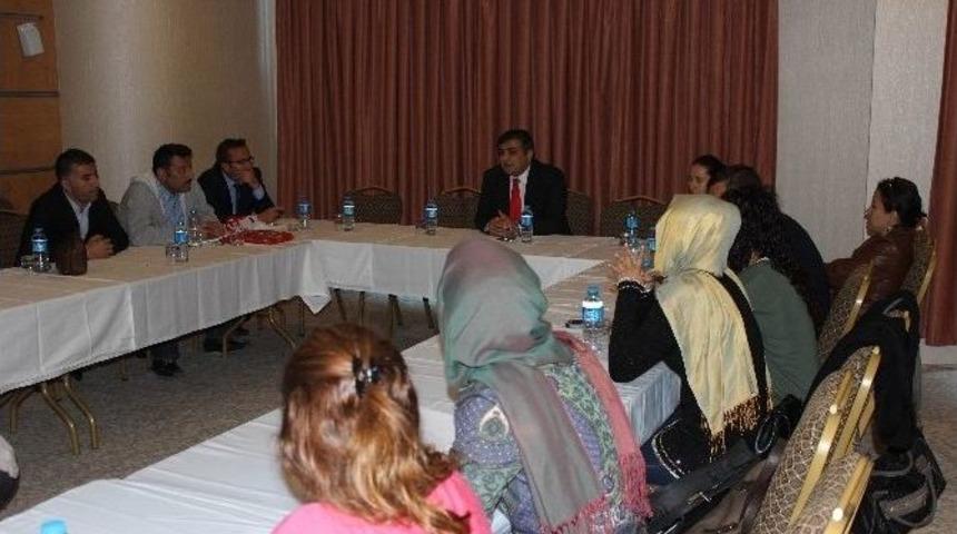 Suriyeliler İ&ccedil;in Toplandılar