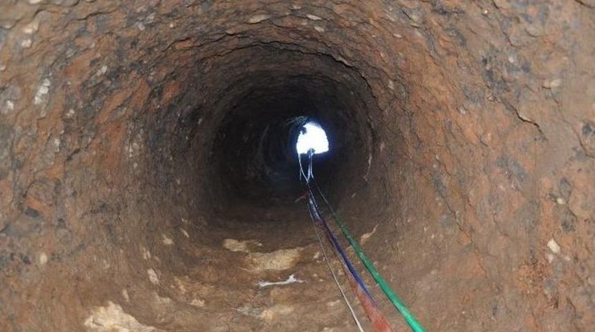 Tunceli&rsquo;de İzinsiz Kazıya Jandarmadan M&uuml;dahale