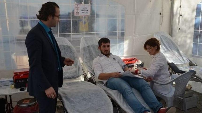 En &Ccedil;ok Kan Verene Bisiklet Hediye