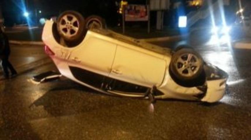 Virajı Alamayan Otomobil Takla Attı: 1 Yaralı