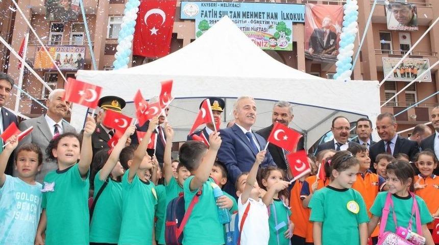 Kayseri&rsquo;de Bin 103 Okulda İlk Ders Zili &Ccedil;aldı