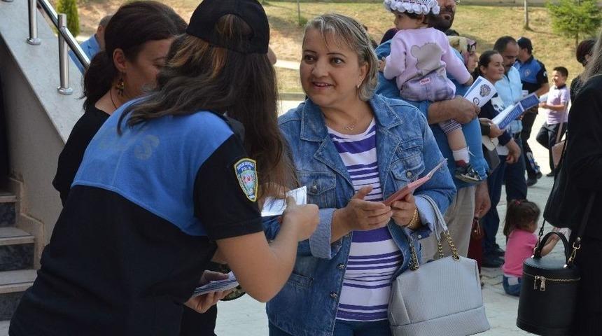 Polisten &Ouml;ğrencilere Ve Velilere &lsquo;dolandırıcılık&rsquo; Uyarısı