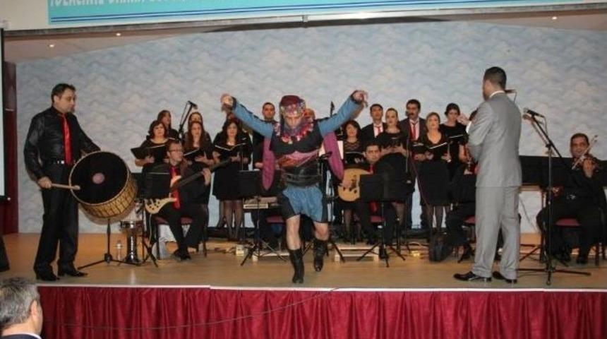 Karacasu Halk Eğitim Merkezi&rsquo;nden Yıl Sonu Konseri