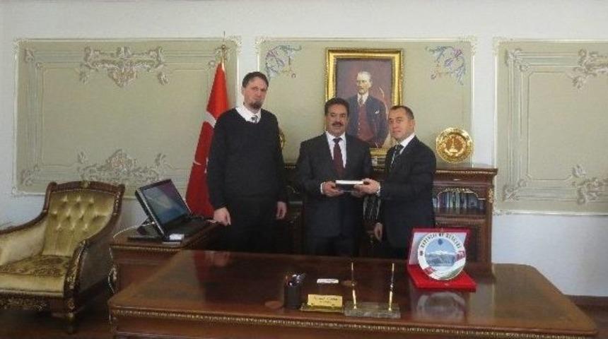 Macarlar&rsquo;la Kardeşlik Gelişiyor