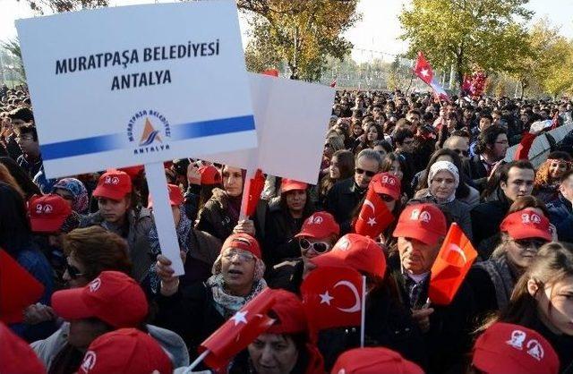 Antalyalı Kadınlar Ata’nın Huzurunda