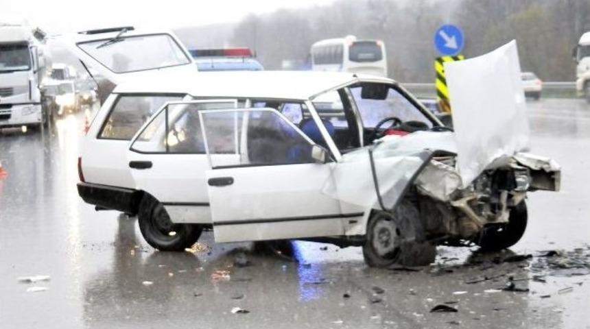 45 Yıllık Evli &Ccedil;ifti, Trafik Kazası Ayırdı