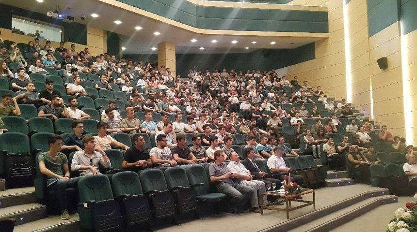 Sa&uuml; Teknoloji Fak&uuml;ltesi&rsquo;nde İlk Ders Fak&uuml;lte Dekanından