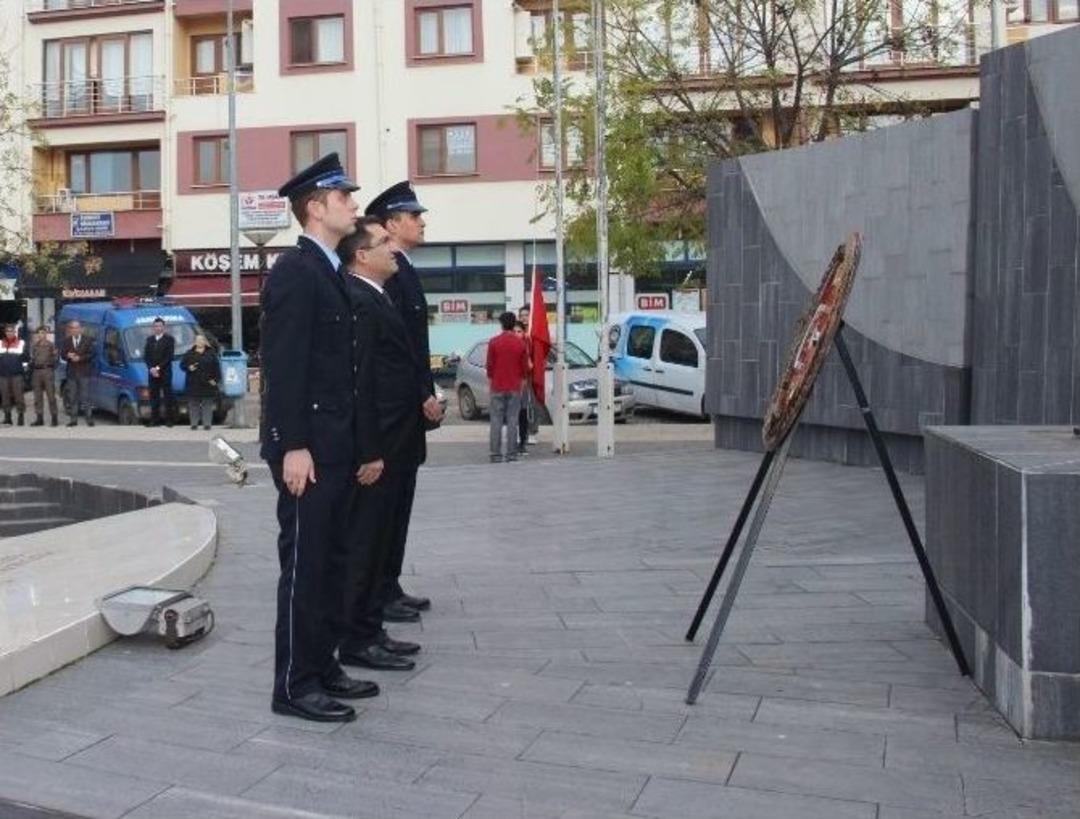 &Ccedil;anakkale&rsquo;de 10 Kasım T&ouml;renleri