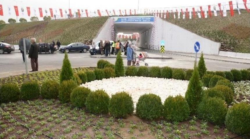 İki Mahalleyi Birbirine Bağlayan Altge&ccedil;it T&ouml;renle A&ccedil;ıldı