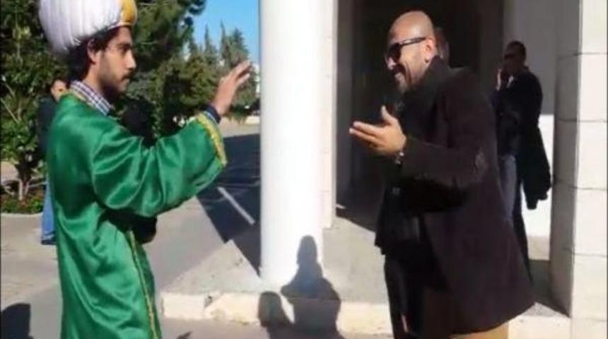 Mersin &Uuml;niversitesi'nde 'padişah &Ouml;zentisi' G&ouml;sterisi