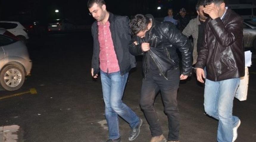 Kendilerini Polis Olarak Tanıtıp Soygun Yapan Şahıslar Yakalandı