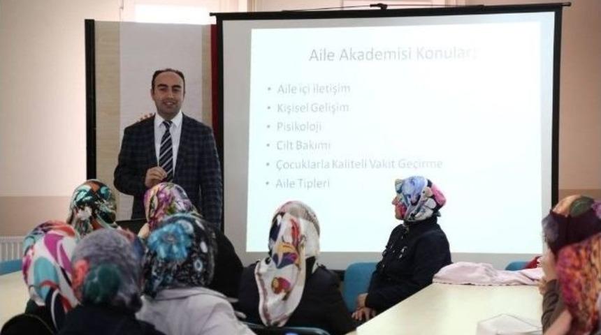 İlkadım&rsquo;dan "aile Akademisi" Eğitimi