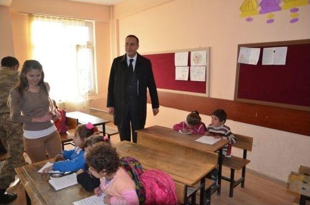 Kaymakam Kahraman K&ouml;y Okullarını Ziyaret Etti 3