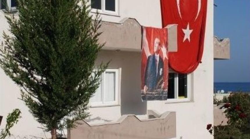 (&ouml;zel Haber) Atat&uuml;rk&rsquo;&uuml; R&uuml;yasında G&ouml;ren Mahkum Kurban Kestirdi