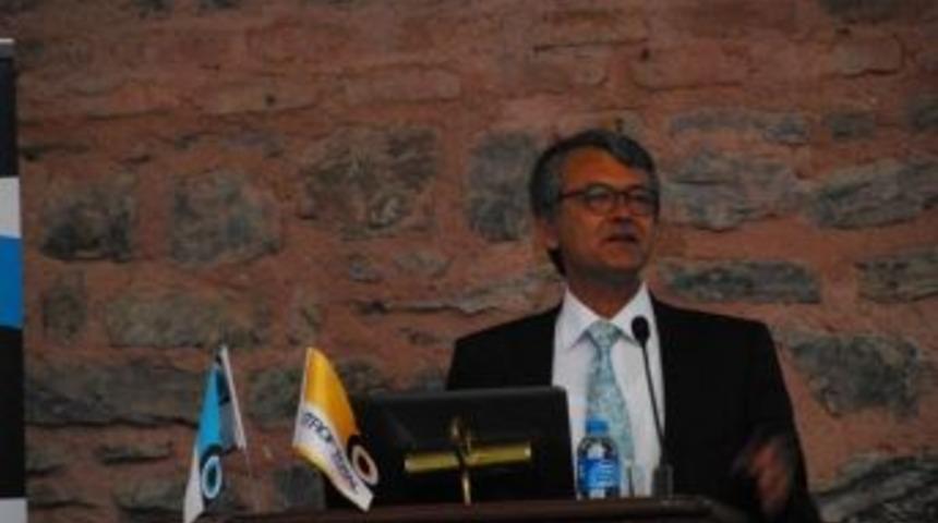 Kongrede Kalbi Duran Bursalı Profes&ouml;r İkinci Kez Kalp Nakli Bekliyor