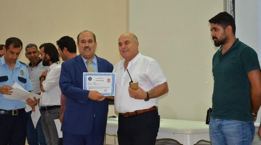 Tarsus&rsquo;ta Başarılı 230 Emniyet Mensubuna Takdirname Verildi