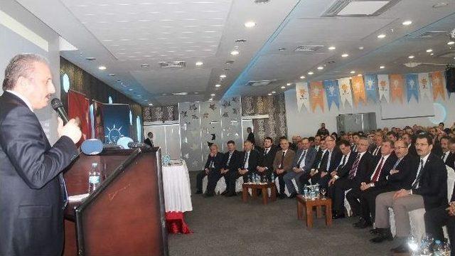 Trabzon’da Ak Parti Seçim İşleri Başkanlığı Bölge Toplantısı