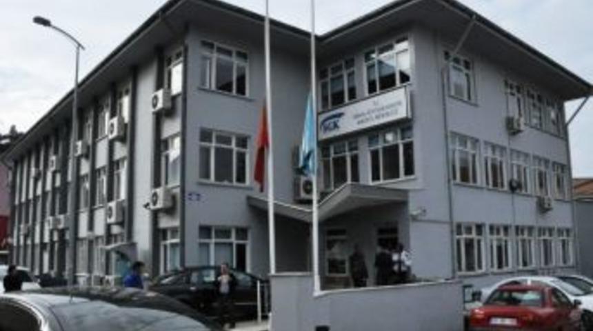 Kadınlar Tuvaleti Penceresinden G&ouml;r&uuml;nt&uuml; &Ccedil;ekildiği İddiası