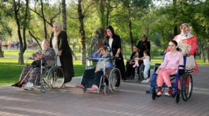 Başkan Yazgı&rsquo;nın Eşi Engelli Kadınlarla Bir Araya Geldi