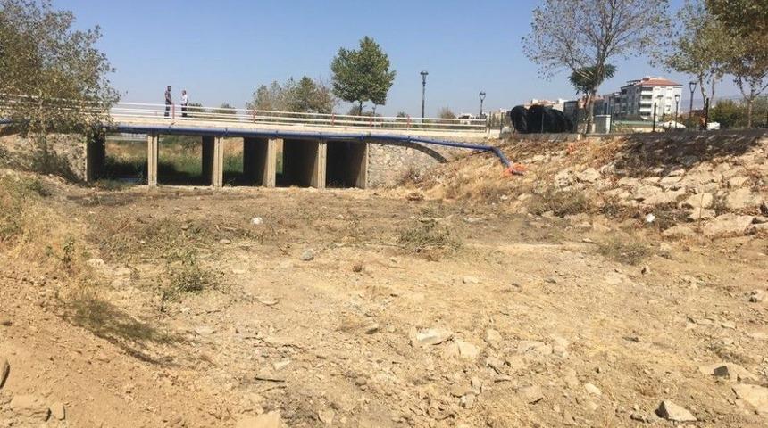 Irlamaz Deresinde 4 Kilometrelik Temizlik