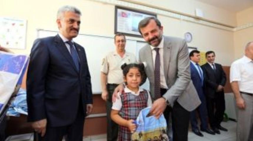 G&uuml;rsu Protokol&uuml; &Ouml;ğrencilerin Heyecanını Paylaştı