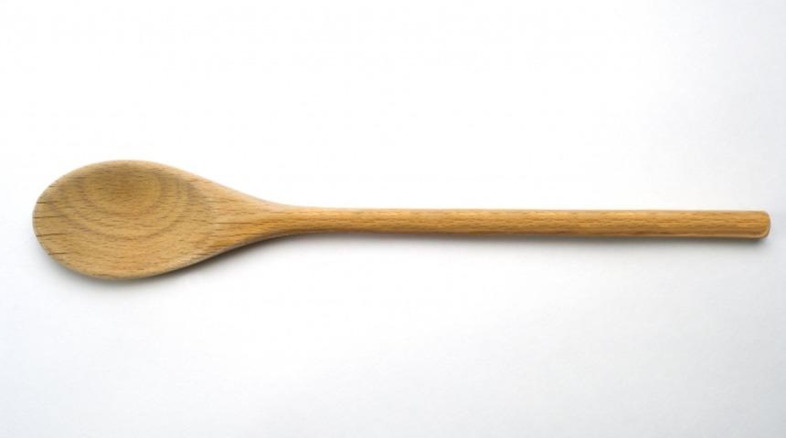 İşte Tahta Kaşıklarınızı Kirden, Kokudan Arıtmanın En Kolay Yolu!