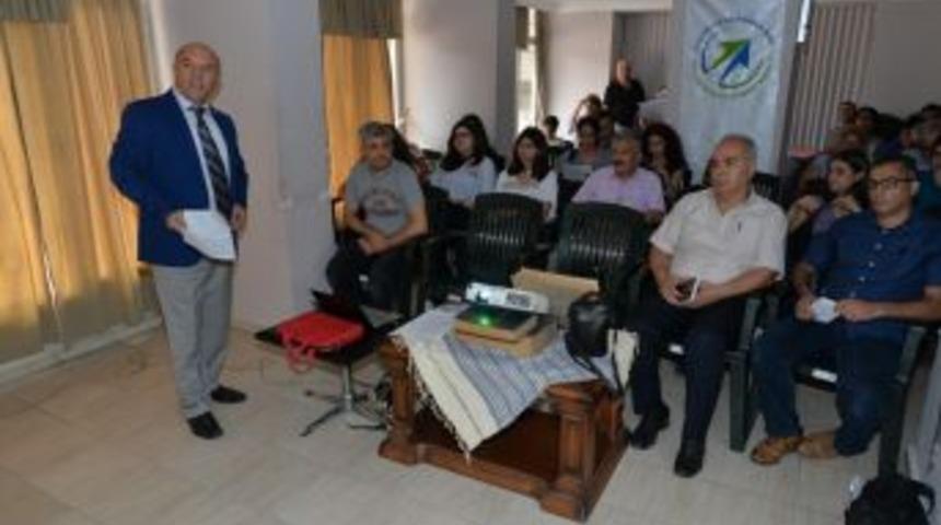 &Ccedil;gc&rsquo;den Gazetecilere Meslek İ&ccedil;i Eğitim