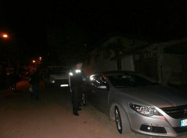 &ldquo;dur&rdquo; İhtarına Uymayan &Ccedil;alıntı Otomobil Park Halinde Bulundu 2