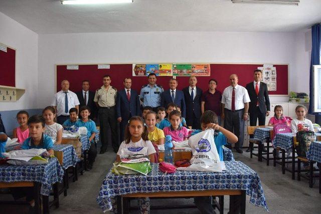 Bigadiç’de Yeni Eğitim Öğretim Yılı Törenle Başladı 2