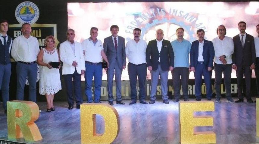 Erdemli&rsquo;de &rsquo;yılın İşadamları&rsquo; Se&ccedil;ildi