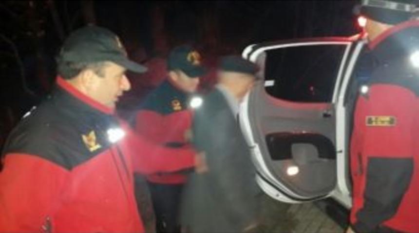 Uludağ&rsquo;da Kaybolan Yaşlı Adamı Jandarma Kurtardı