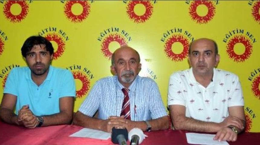 Sivas'ta Eğitim-Sen'den M&uuml;fredat Tepkisi