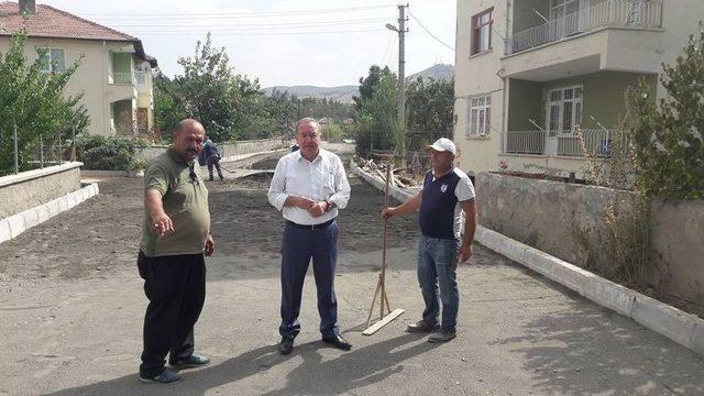 Başkan Şahiner Yol Çalışmalarını İnceledi