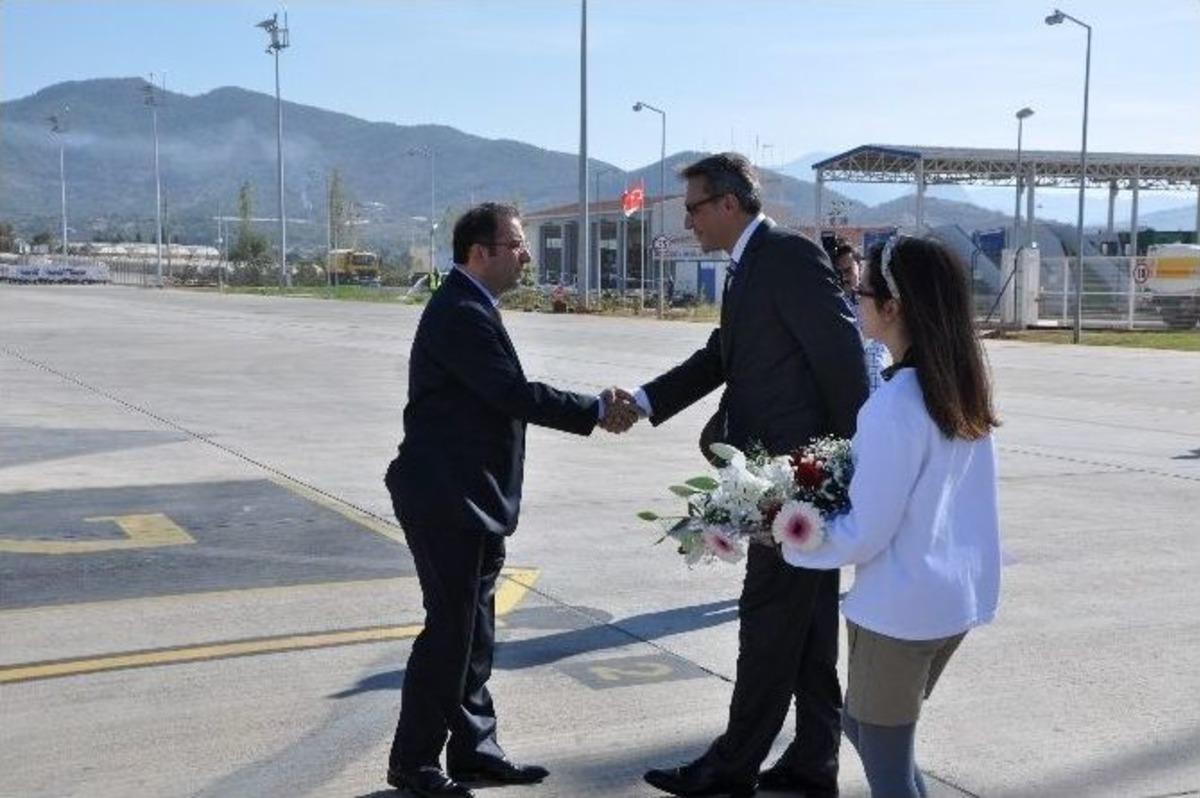 Vali T&uuml;rker Gazipaşa&rsquo;yı Ziyaret Etti