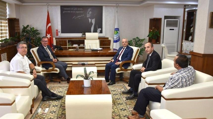 Başkan Kayda&rsquo;ya Fak&uuml;lte Teşekk&uuml;r Ziyareti