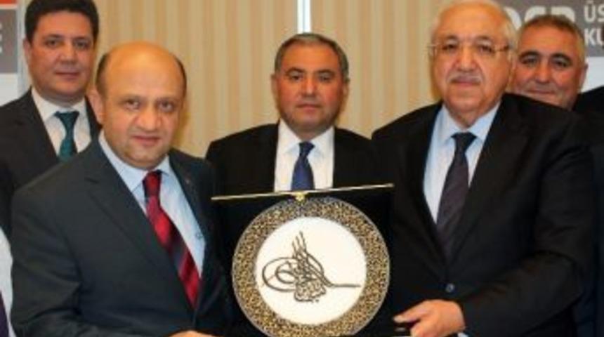 Osb&uuml;k Başkanı Nakıboğlu, Bakan Işık&rsquo;a Teşekk&uuml;r Etti