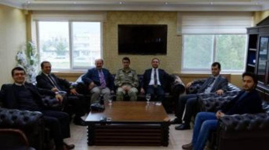 Eğil Kaymakamı Aslan’dan Hani Kaymakamı Sarı’ya Ziyaret