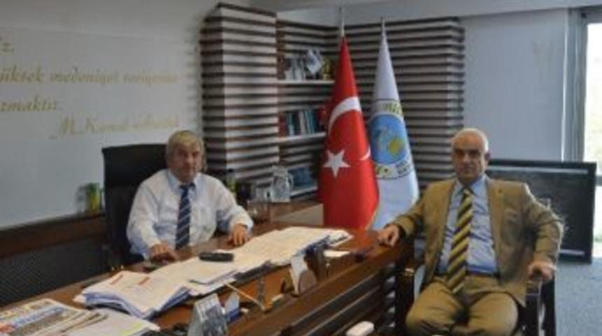 Kapaklı&rsquo;nın Yeni Milli Eğitim M&uuml;d&uuml;r&uuml;&rsquo;nden Başkan Mandalı&rsquo;ya Ziyaret