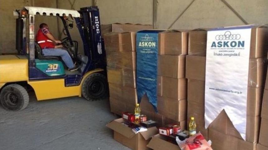 İşadamlarından Suriyelilere 800 Koli Gıda Yardımı