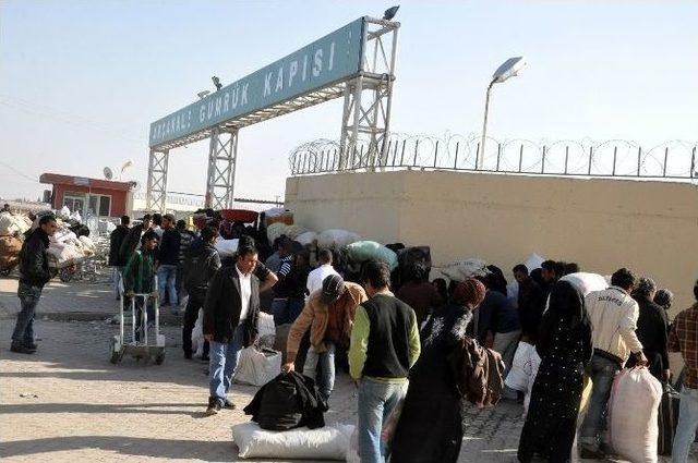 500 Suriyeli Özel İzinle Ülkesine Döndü