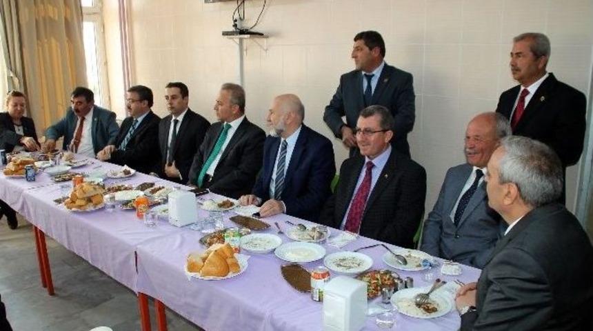 Başkan Yurdunuseven İgm&rsquo;nin Bayat&rsquo;ta Ger&ccedil;ekleştirdiği Toplantıya Katıldı