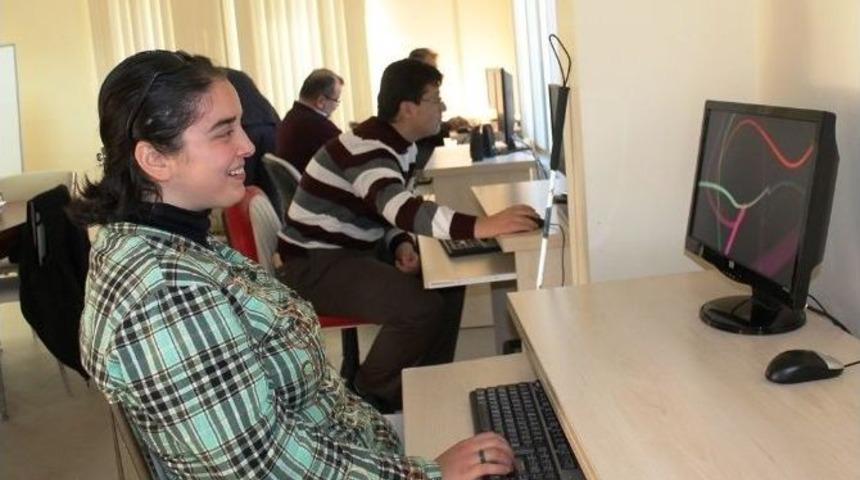 G&ouml;rme Engellilere Sertifikalı Bilgisayar Kursu
