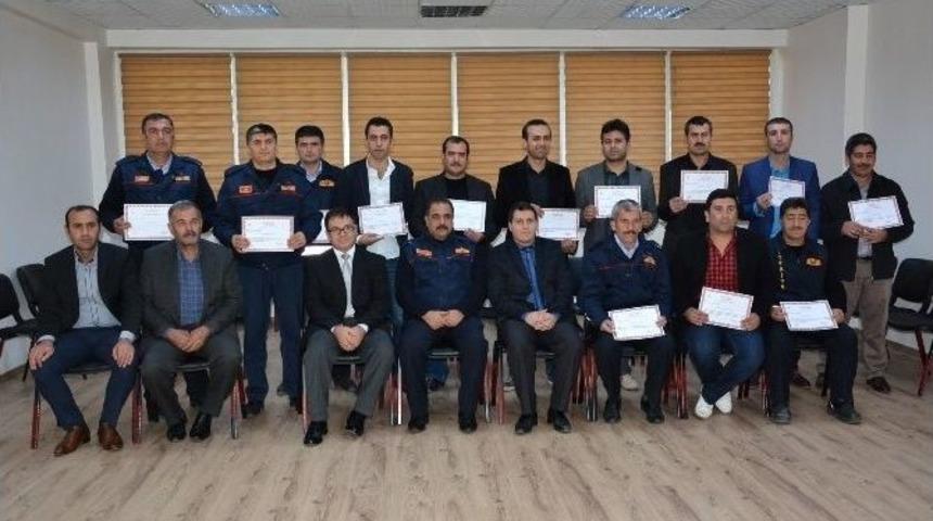 İtfaiye Erlerine İlk Yardım Sertifikası
