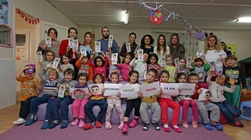 Bu Proje Hem B&uuml;y&uuml;klere, Hem K&uuml;&ccedil;&uuml;klere