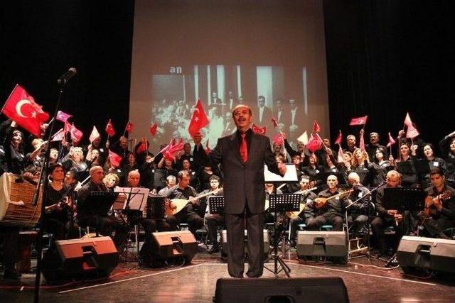 ’atatürk’ün Sevdiği Şarkılar’ Konseri Duygulandırdı 1