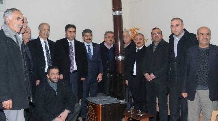 Ak Parti Heyeti Memur-sen&rsquo;i Ziyaret Etti